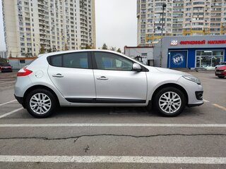 2014 Renault Megane III Рестайлинг 2, серый, 750000 рублей, вид 3