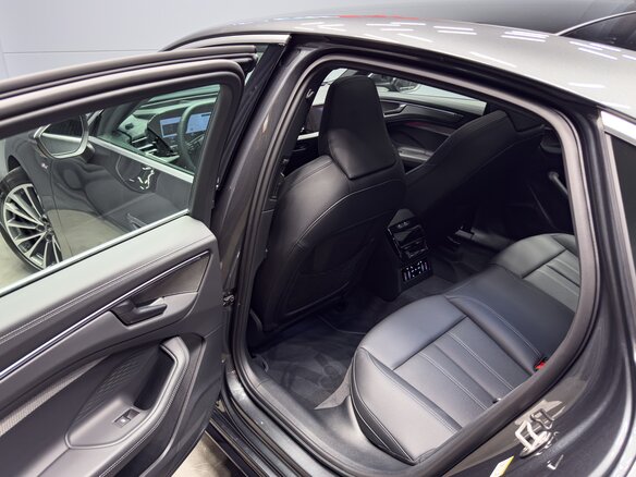2026 Audi A6 VI (C9), серый, 7950000 рублей - вид 27
