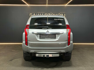 2017 Mitsubishi Pajero Sport III, серебристый, 2949000 рублей, вид 5