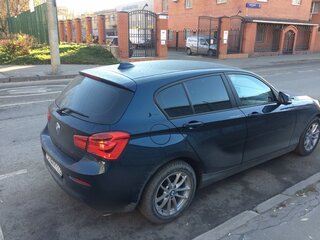 2017 BMW 1 серии 118i II (F20/F21) Рестайлинг 2, синий, 1700000 рублей, вид 2
