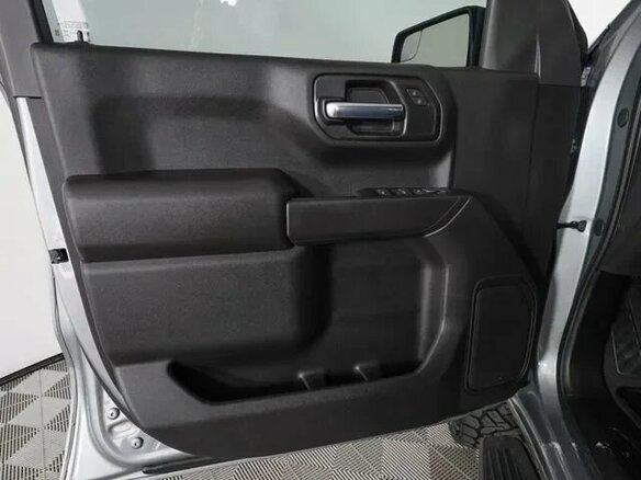 2026 Chevrolet Silverado ZR2 IV (T1XX) Рестайлинг, серый, 8450000 рублей - вид 8