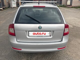 2011 Skoda Octavia II (A5) Рестайлинг, серебристый, 620000 рублей, вид 2