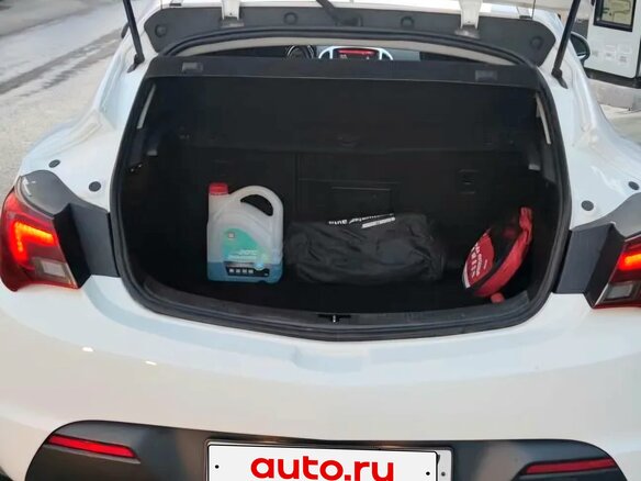 2014 Opel Astra GTC J Рестайлинг, белый, 950000 рублей - вид 10