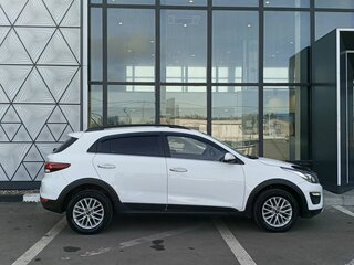 2019 Kia Rio X-Line IV, белый, 1629000 рублей, вид 4