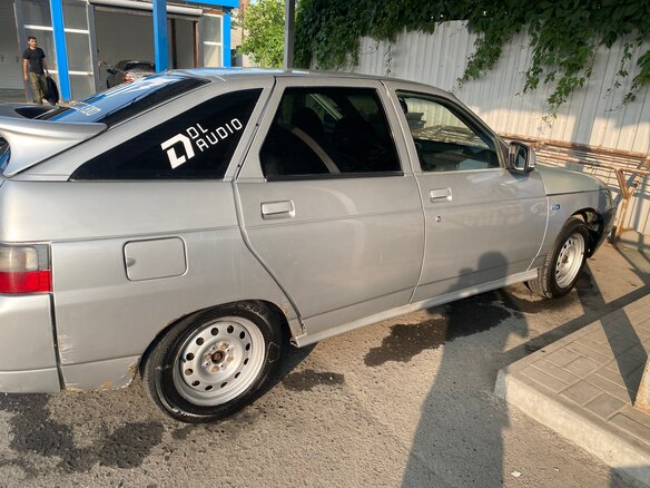 2004 Lada (ВАЗ) 2112, серебристый, 150000 рублей - вид 6