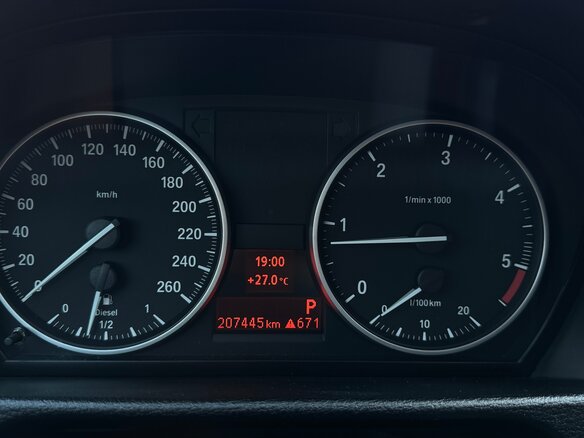2013 BMW X1 18d I (E84) Рестайлинг, белый, 1650000 рублей - вид 12