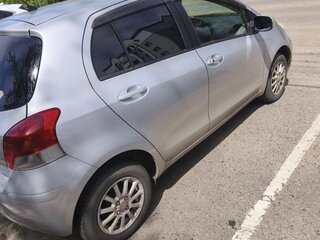2010 Toyota Vitz II (XP90), серый, 650000 рублей, вид 4