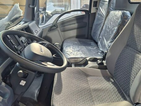 2025 Isuzu ELF KV100, белый, 3850000 рублей, вид 4