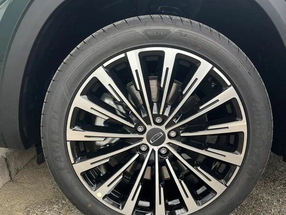 2026 Geely Monjaro I, зелёный, 4599990 рублей - вид 16
