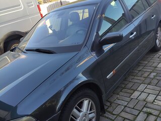 2005 Renault Laguna II Рестайлинг, серый, 450000 рублей, вид 3