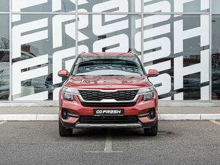 2021 Kia Seltos I, красный, 2378009 рублей, вид 3