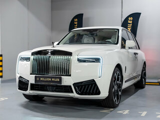2026 Rolls-Royce Cullinan Black Badge I Рестайлинг (Series II), белый, 64990000 рублей, вид 2