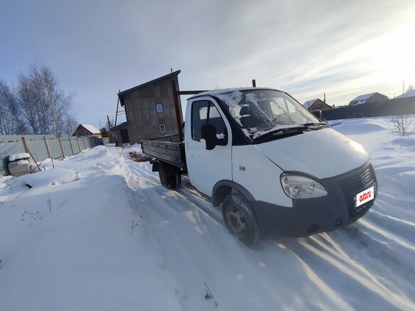 2004 ГАЗ ГАЗель (3302), белый, 350000 рублей - вид 1