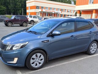 2013 Kia Rio 4-speed III, голубой, 1180000 рублей, вид 3