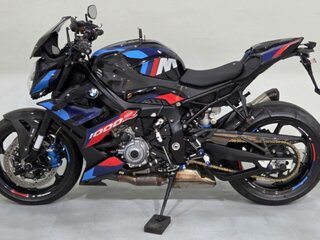 2023 BMW M 1000 R, чёрный, 2100000 рублей, вид 2