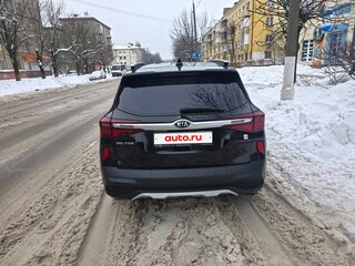 2021 Kia Seltos I, чёрный, 2150000 рублей, вид 4