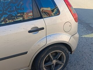 2005 Ford Fiesta Mk5, серебристый, 365000 рублей, вид 2