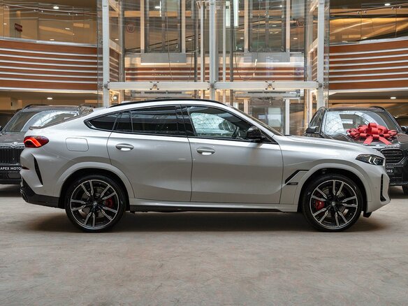 2026 BMW X6 M60i III (G06) Рестайлинг, белый, 18990000 рублей - вид 6