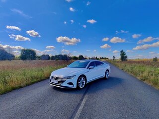2021 Volkswagen Arteon I Рестайлинг, белый, 3950000 рублей, вид 4