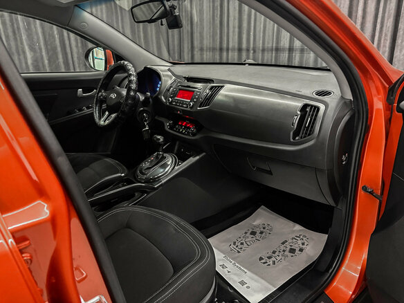 2013 Kia Sportage III, оранжевый, 1199000 рублей - вид 10