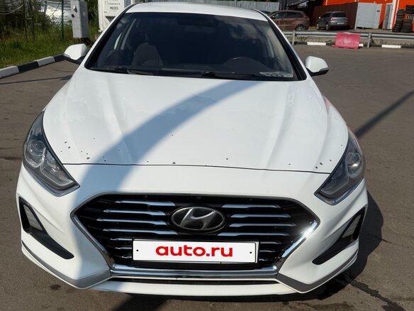 2019 Hyundai Sonata VII (LF) Рестайлинг, белый, 1350000 рублей - вид 6