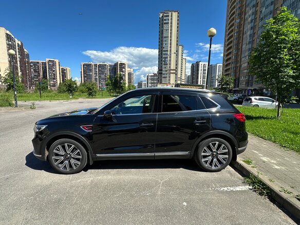 2024 Hongqi HS5 I, чёрный, 2050000 рублей - вид 5