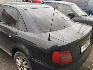 1998 Audi A4 I (B5), синий, 220000 рублей, вид 3