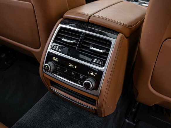 2017 BMW 7 серии 740e VI (G11/G12), белый - вид 27