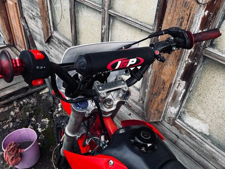 2021 BSE MX 125, красный, 68000 рублей, вид 3
