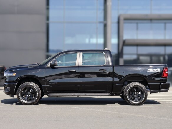 2026 Ram 1500 Crew Cab V Рестайлинг, чёрный, 9460000 рублей - вид 3