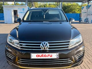 2017 Volkswagen Touareg II Рестайлинг, чёрный, 3200000 рублей, вид 2