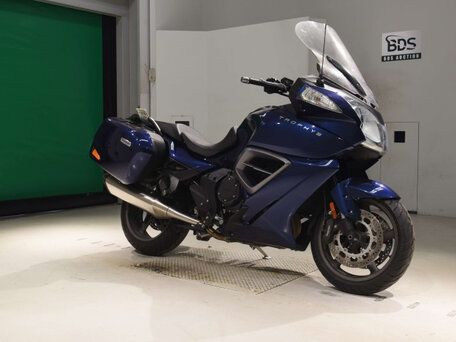 2016 Triumph Trophy 1200, синий, 790000 рублей, вид 3
