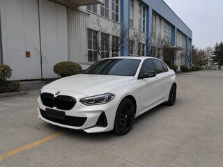 2023 BMW 1 серии 120i III (F52) Рестайлинг, белый, 1850000 рублей, вид 2