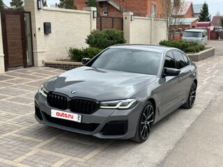 2021 BMW 5 серии 520d xDrive VII (G30/G31/G38) Рестайлинг, серый, 4300000 рублей, вид 2