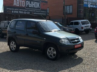 2009 Chevrolet Niva I Рестайлинг, зелёный, 440000 рублей, вид 1