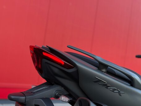2020 Yamaha TMAX, чёрный, 850000 рублей, вид 3
