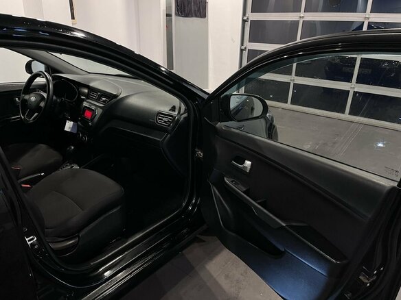2012 Kia Rio 4-speed III, чёрный - вид 26