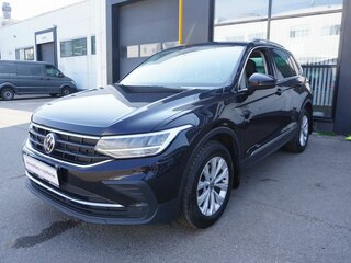2021 Volkswagen Tiguan II Рестайлинг, чёрный, 2670000 рублей, вид 1