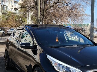 2018 Kia Ceed II Рестайлинг, чёрный, 1390000 рублей, вид 5