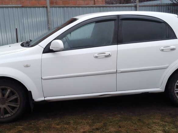2005 Chevrolet Lacetti I, белый, 390000 рублей - вид 3
