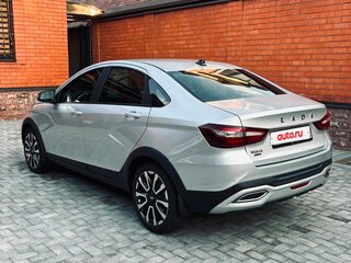 2025 Lada (ВАЗ) Vesta Cross I Рестайлинг (NG), серебристый, 1800000 рублей, вид 4