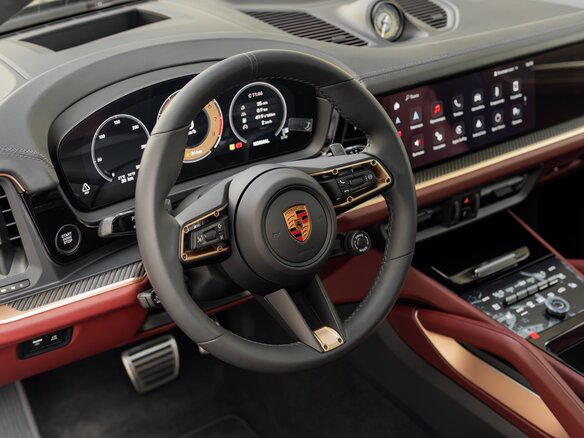 2026 Porsche Cayenne GTS III Рестайлинг, чёрный, 24900000 рублей - вид 16