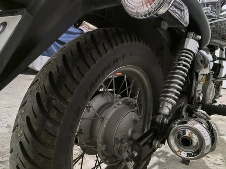 2024 Bajaj Avenger, чёрный, 185000 рублей, вид 3