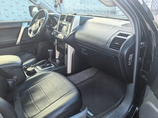 2010 Toyota Land Cruiser Prado 150 Series, чёрный, 2650000 рублей, вид 5