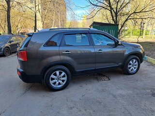 2012 Kia Sorento II Рестайлинг, бежевый, 1515000 рублей, вид 4