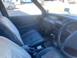 1995 Toyota Crown VIII (S130), серый, 330000 рублей, вид 4