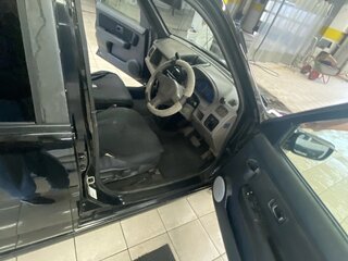 2001 Nissan Cube I Рестайлинг (Z10), чёрный, 245000 рублей, вид 4