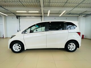 2010 Honda Freed I, белый, 999000 рублей, вид 3