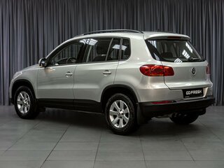 2013 Volkswagen Tiguan I Рестайлинг, серебристый, 1269000 рублей, вид 2