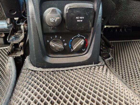 2018 Ford Transit Connect LWB II Рестайлинг, серый, 2120000 рублей - вид 23
